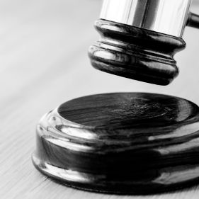 Expertos en litigación compleja con enfoque estratégico